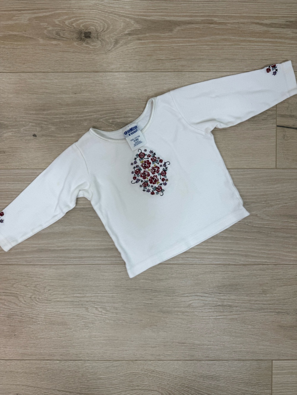 OshKosh B’Gosh Vintage Y2K White Embroidered Long Sleeve Tee